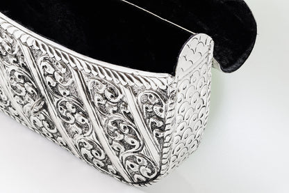 The Eternel Heirloom: Handcrafted antique heritage metal bag