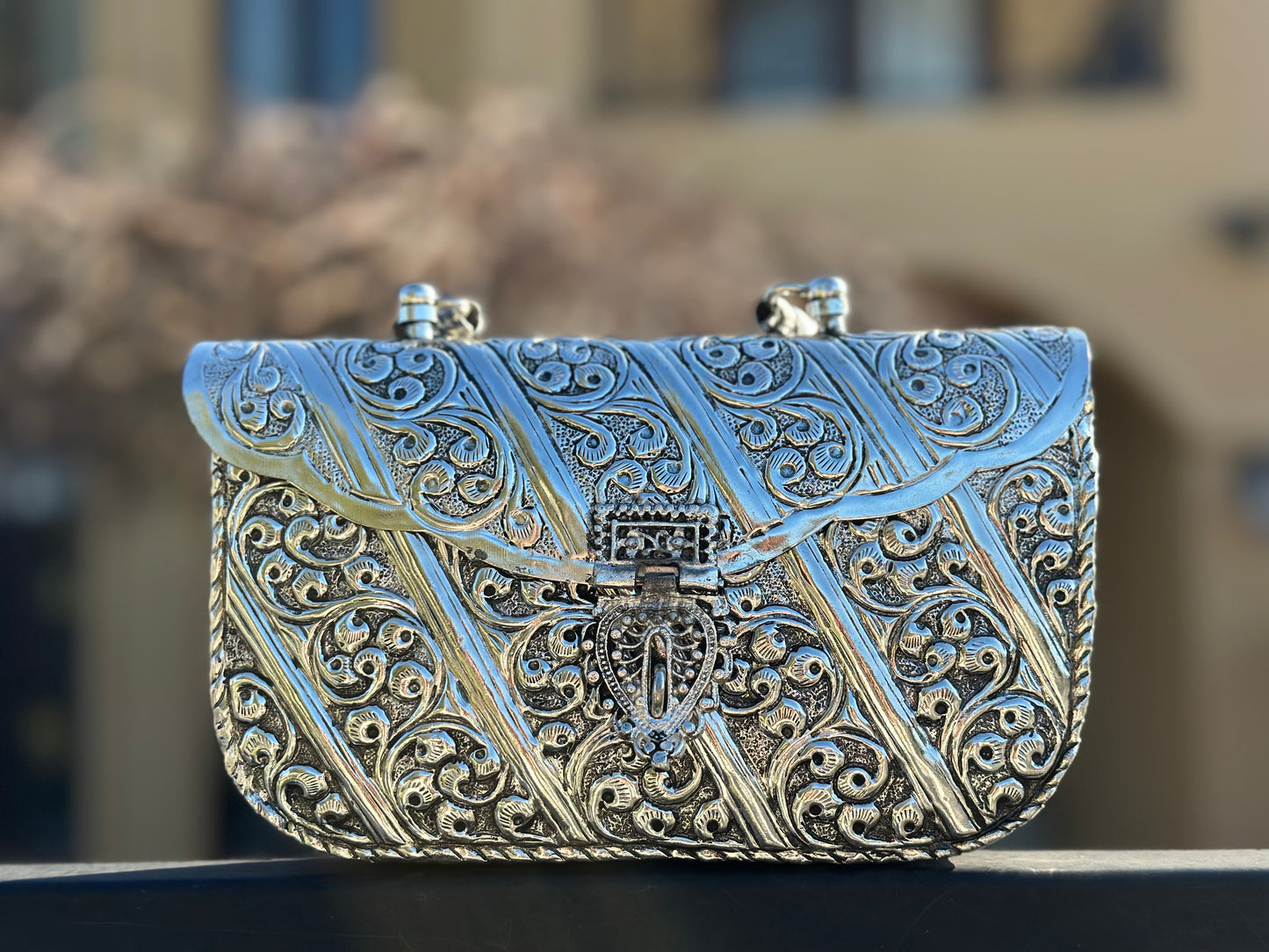 The Eternel Heirloom: Handcrafted antique heritage metal bag