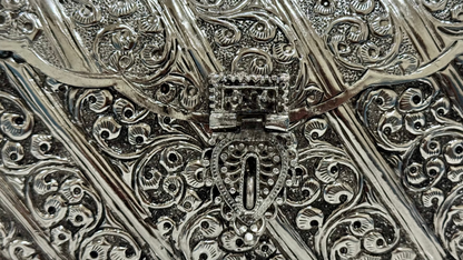 The Eternel Heirloom: Handcrafted antique heritage metal bag
